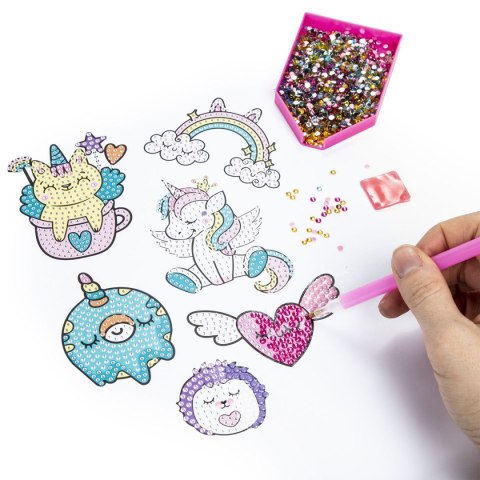 Mozaika Kidea Magiczny Świat NAKLEJKI DIAMENTOWE (NDMSKA) Mozaika Kidea Magiczny Świat NAKLEJKI DIAMENTOWE (NDMSKA)