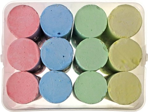Kreda jumbo w wiaderku kolor: mix 12 szt Kreda jumbo w wiaderku kolor: mix 12 szt